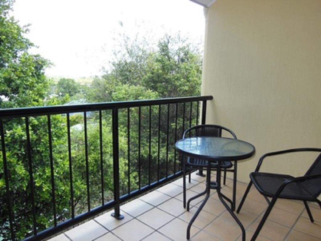 Hospital Grove Apartments Nambour Phòng bức ảnh